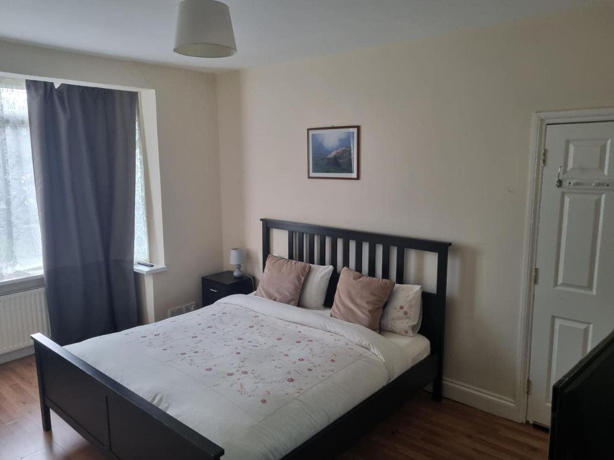 شقة Guess Bungalow Wembley لندن المظهر الخارجي الصورة