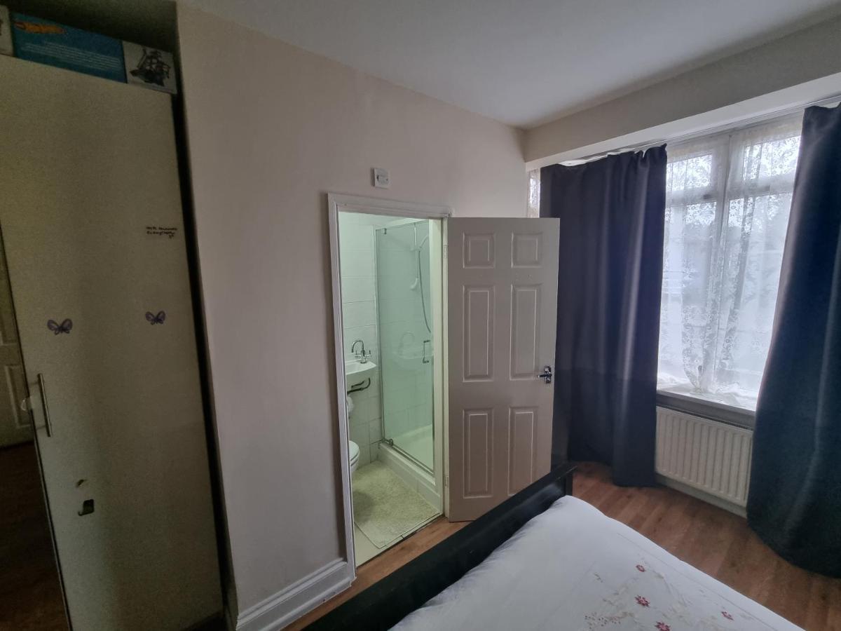 شقة Guess Bungalow Wembley لندن المظهر الخارجي الصورة